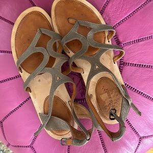 Gentle Souls leather sandals, gently worn.